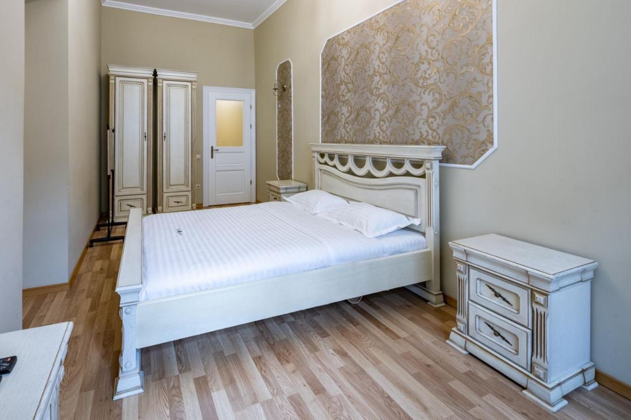 Romari Сербська 9 Leilighet Lviv Eksteriør bilde